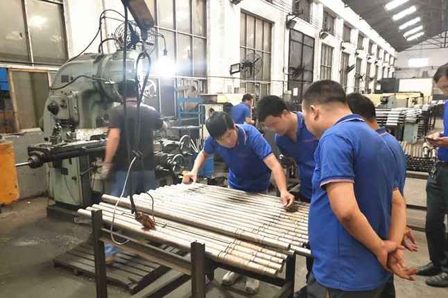 开云手机·官方站页面登录入口-开云(中国)每周对各个工序进行质量监督检验的现场。